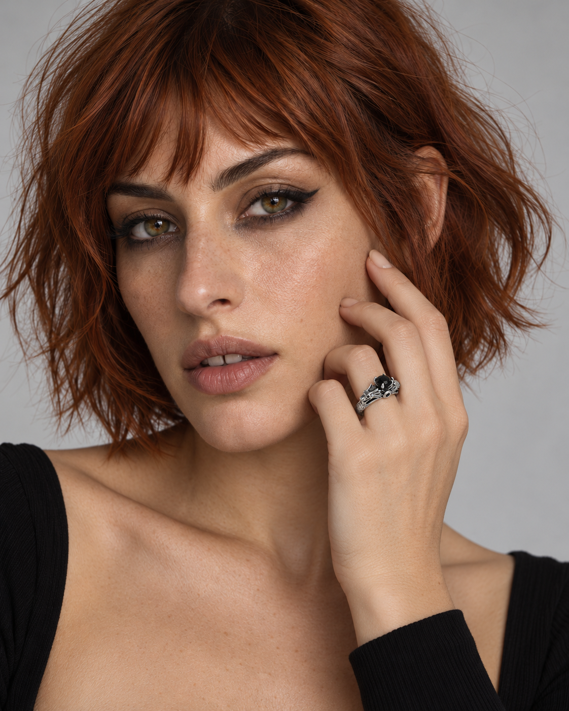 Querida Black Stone Dragon Ring — Noctimoth adult model view