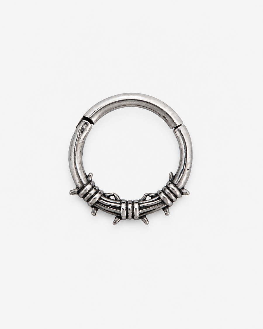 Echo Barbed Septum Piercing
